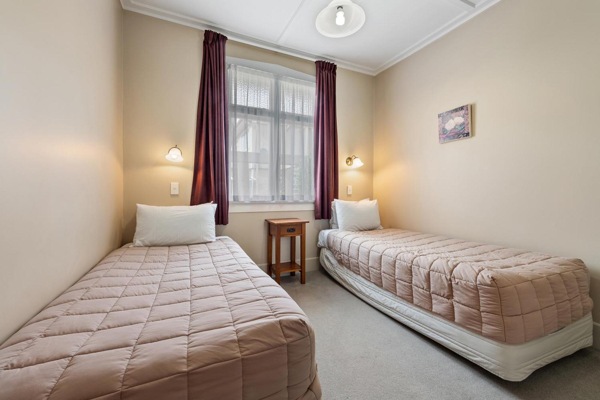 Tower Lodge Motel Інверкаргілл Екстер'єр фото