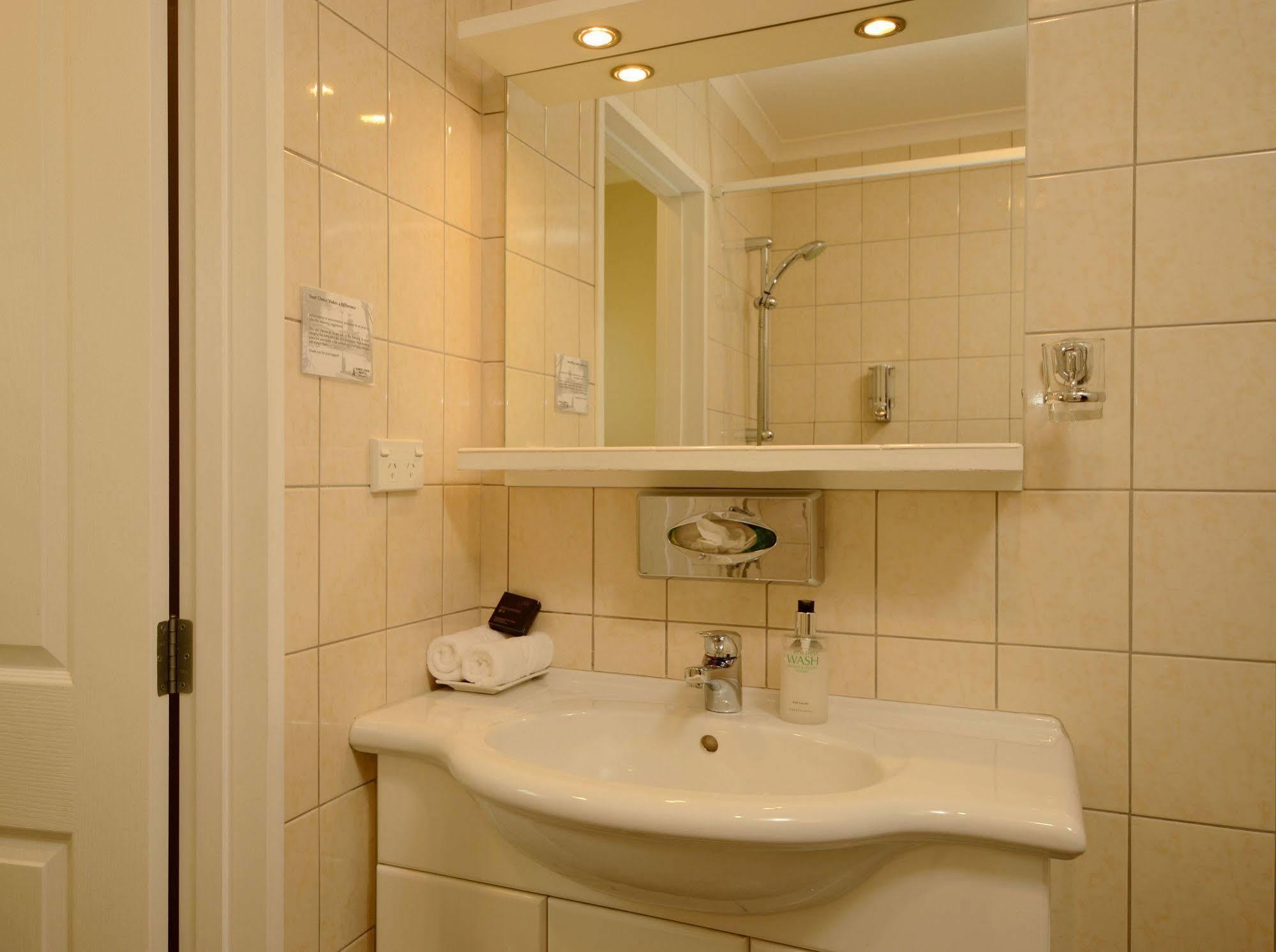 Tower Lodge Motel Інверкаргілл Екстер'єр фото
